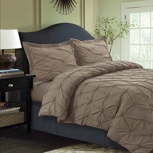 Queen Duvet Cover & Pillow Cases